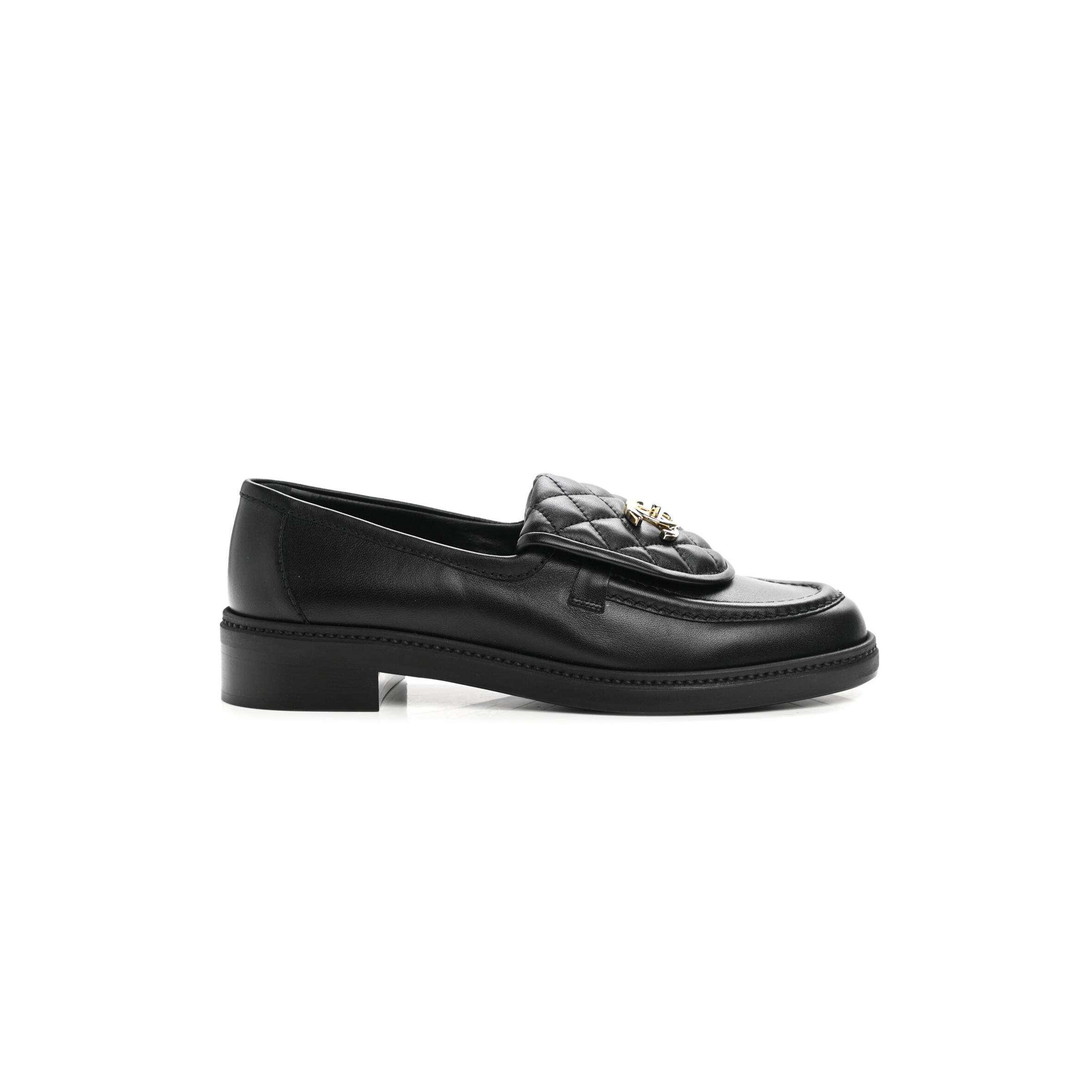 CHANEL LEATHER FLATS IN BLACK G36646 X01000 94305